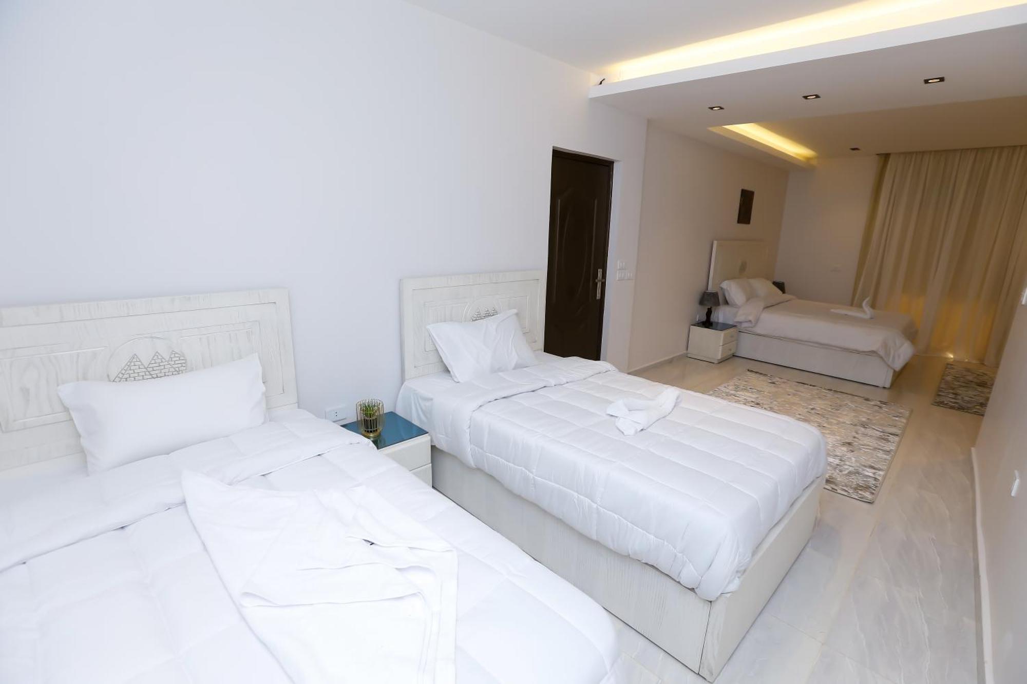 Pyramids Land Palace Kafrat al Jabal Екстер'єр фото