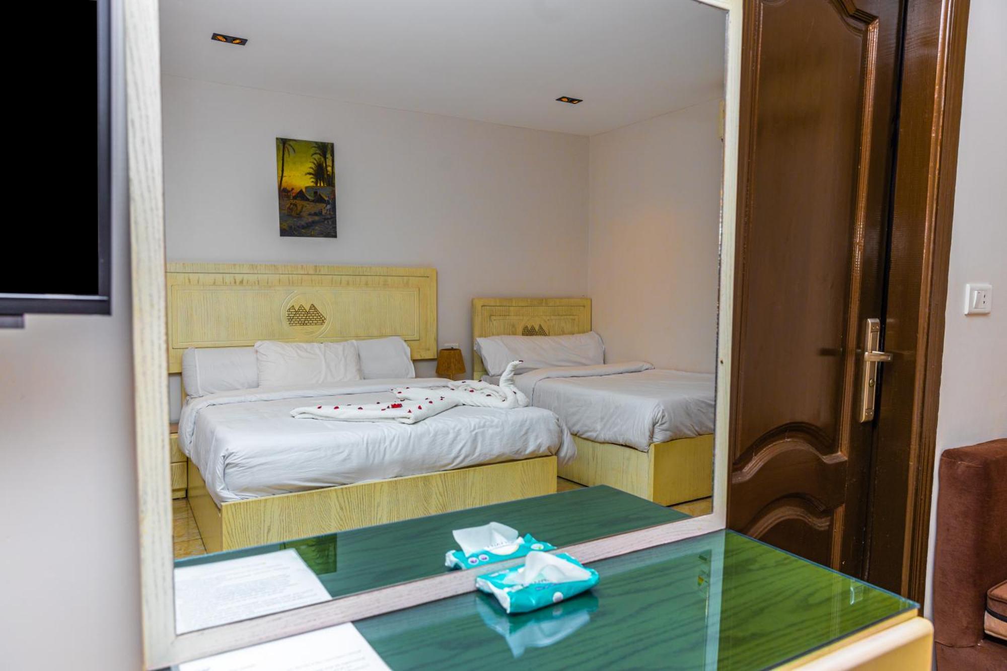 Pyramids Land Palace Kafrat al Jabal Екстер'єр фото