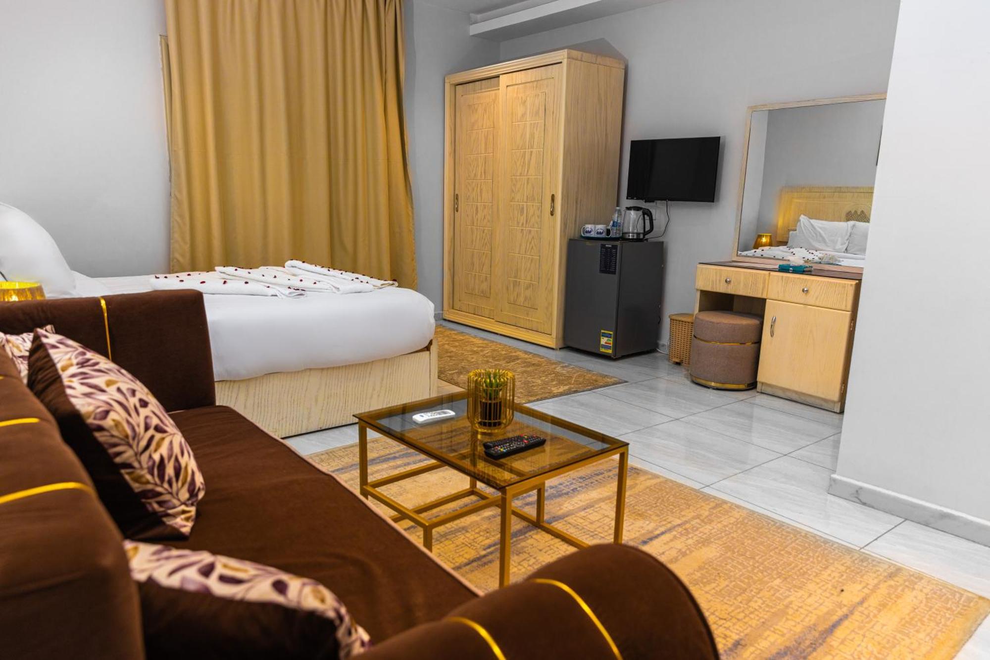 Pyramids Land Palace Kafrat al Jabal Екстер'єр фото